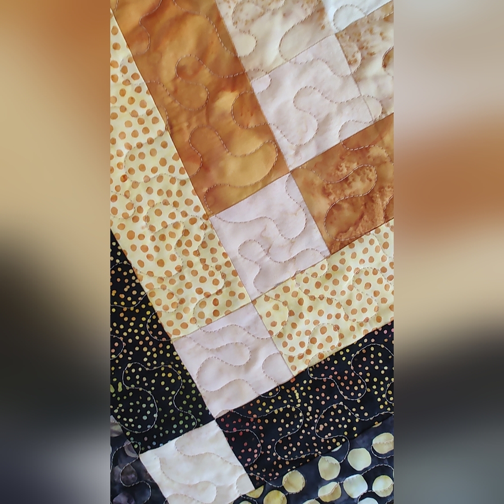 Beautiful Black & Gold! NEW HANDMADE Quilted Batik Table Runner -  12 X 46" - Picture 8 of 10